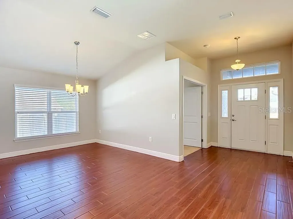 12244 Loopback Drive San Antonio FL 33576
