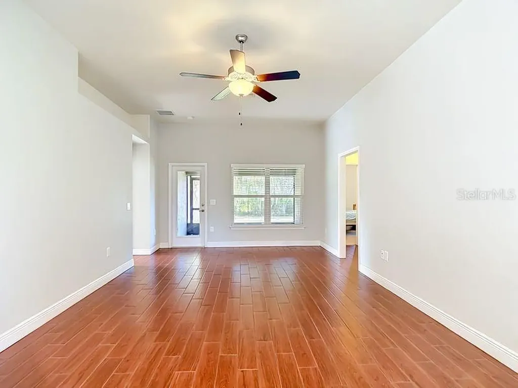 12244 Loopback Drive San Antonio FL 33576