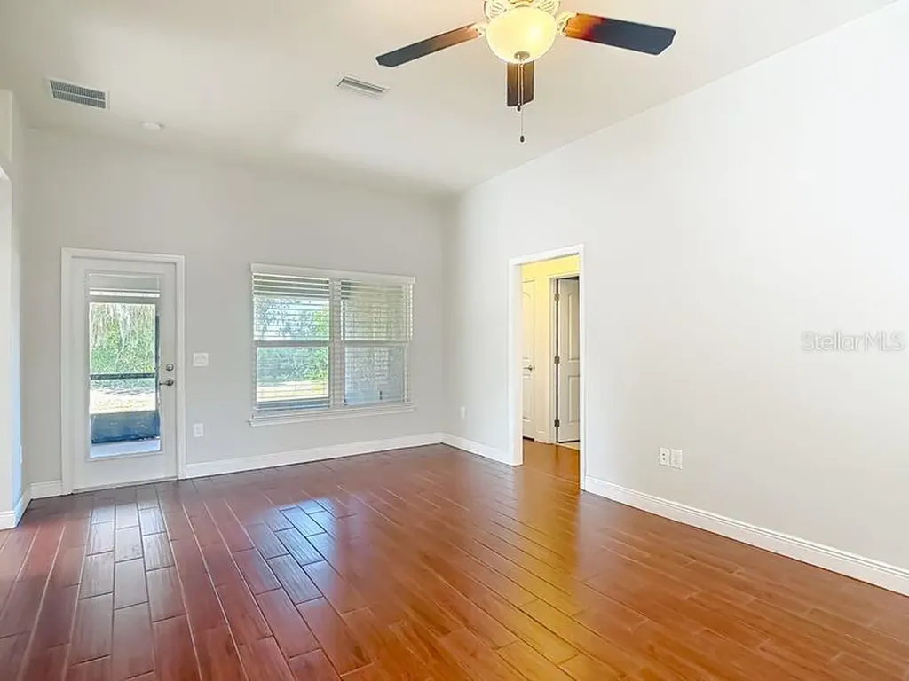 12244 Loopback Drive San Antonio FL 33576