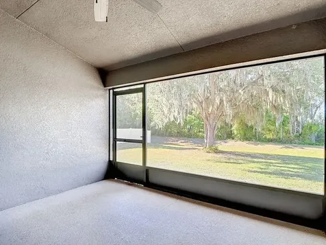 12244 Loopback Drive San Antonio FL 33576