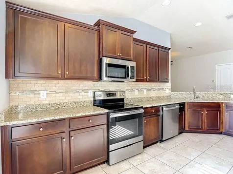 12244 Loopback Drive San Antonio FL 33576