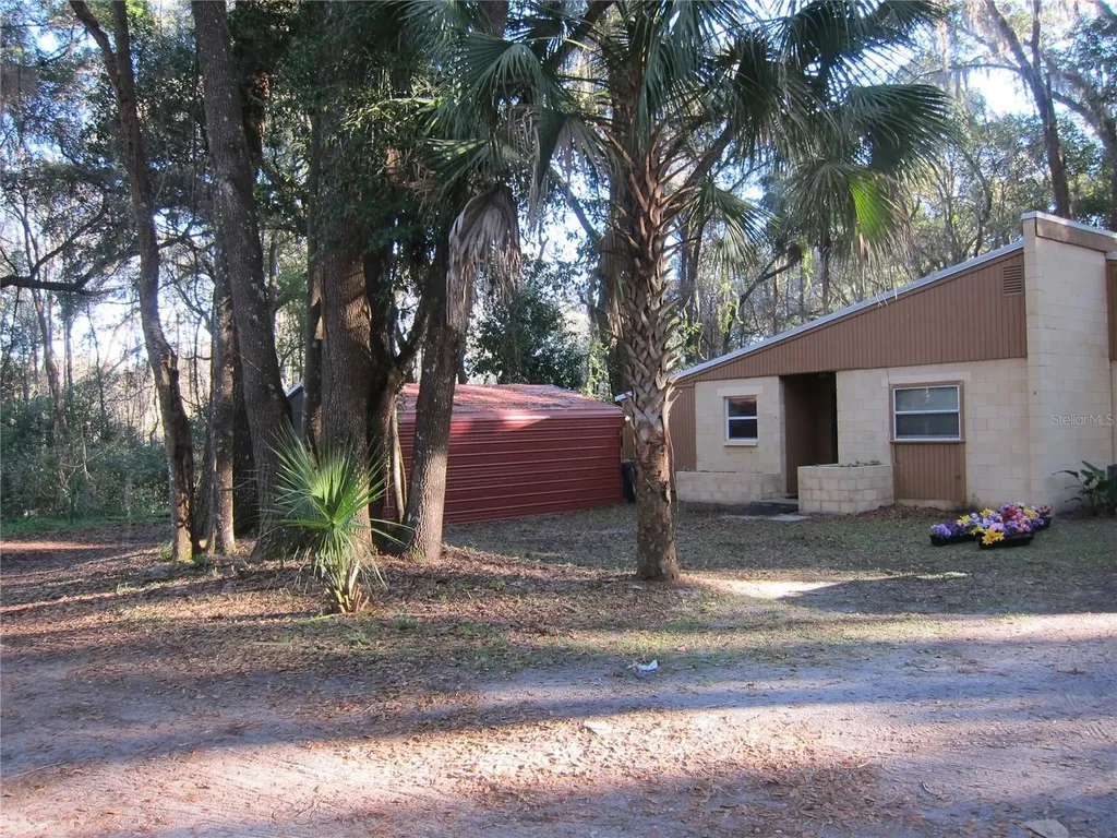 208 NE 7 Place Micanopy FL 32667