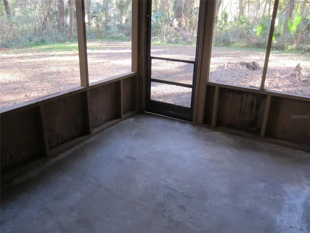 208 NE 7 Place Micanopy FL 32667