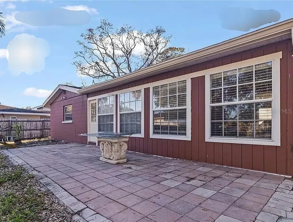 4321 S Lockwood Ridge Road Sarasota FL 34231