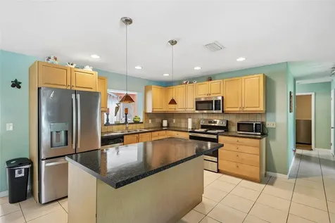 4321 S Lockwood Ridge Road Sarasota FL 34231