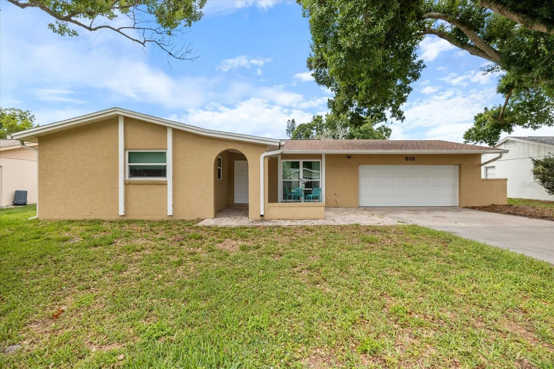 818 Plum Tree Lane Sarasota FL 34243