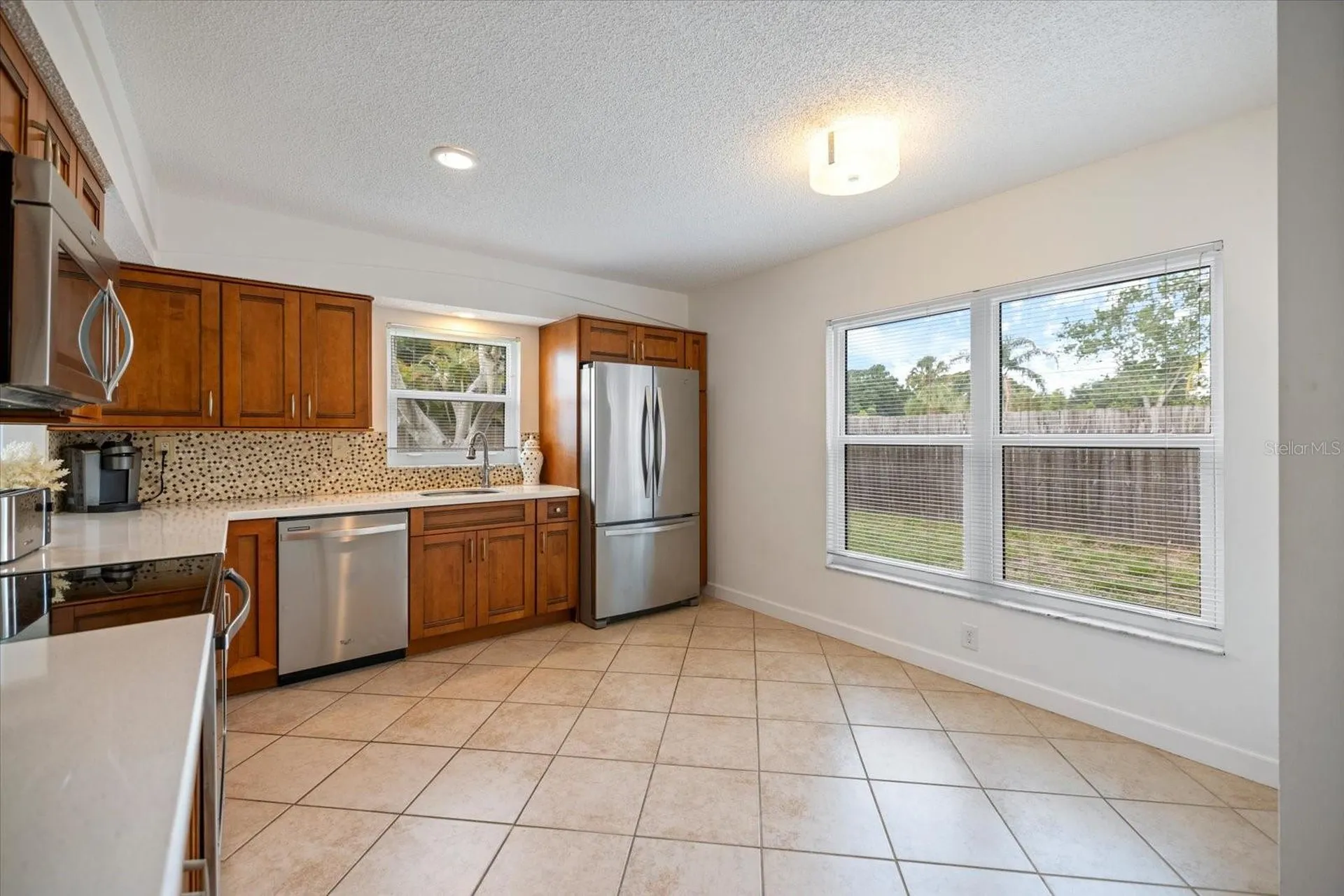 818 Plum Tree Lane Sarasota FL 34243