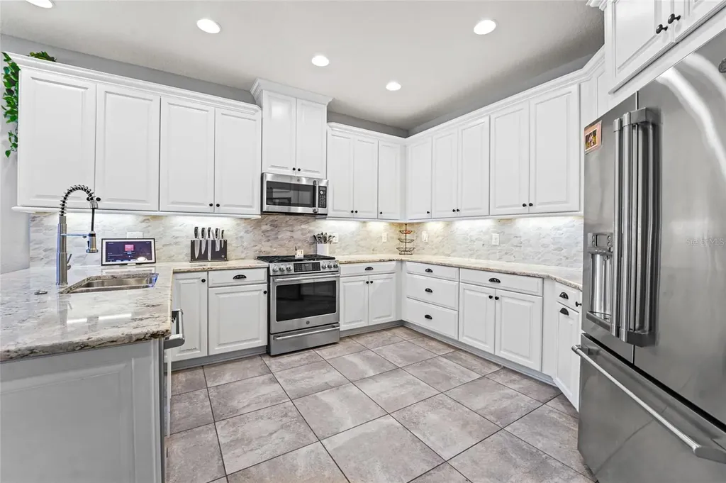 8903 Arabella Lane Seminole FL 33777