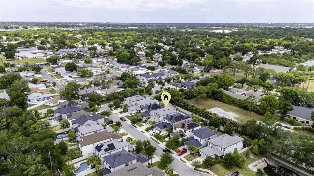 8903 Arabella Lane Seminole FL 33777