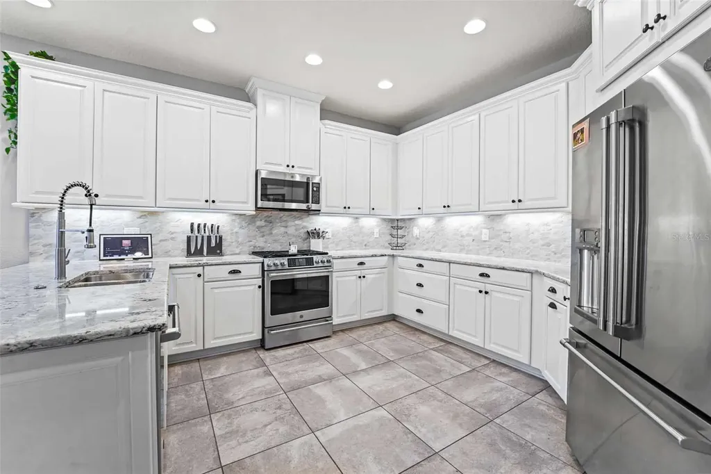8903 Arabella Lane Seminole FL 33777