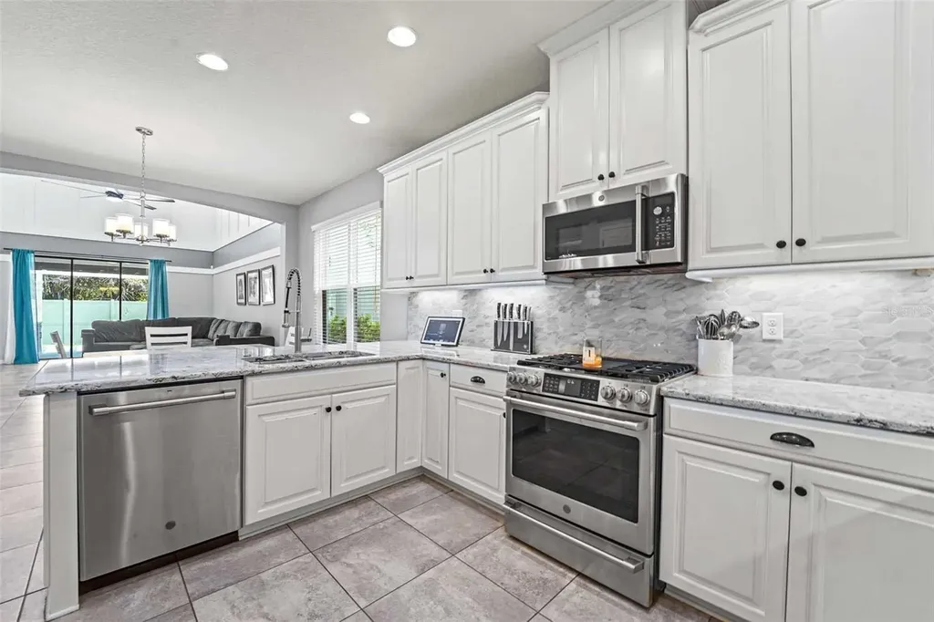8903 Arabella Lane Seminole FL 33777