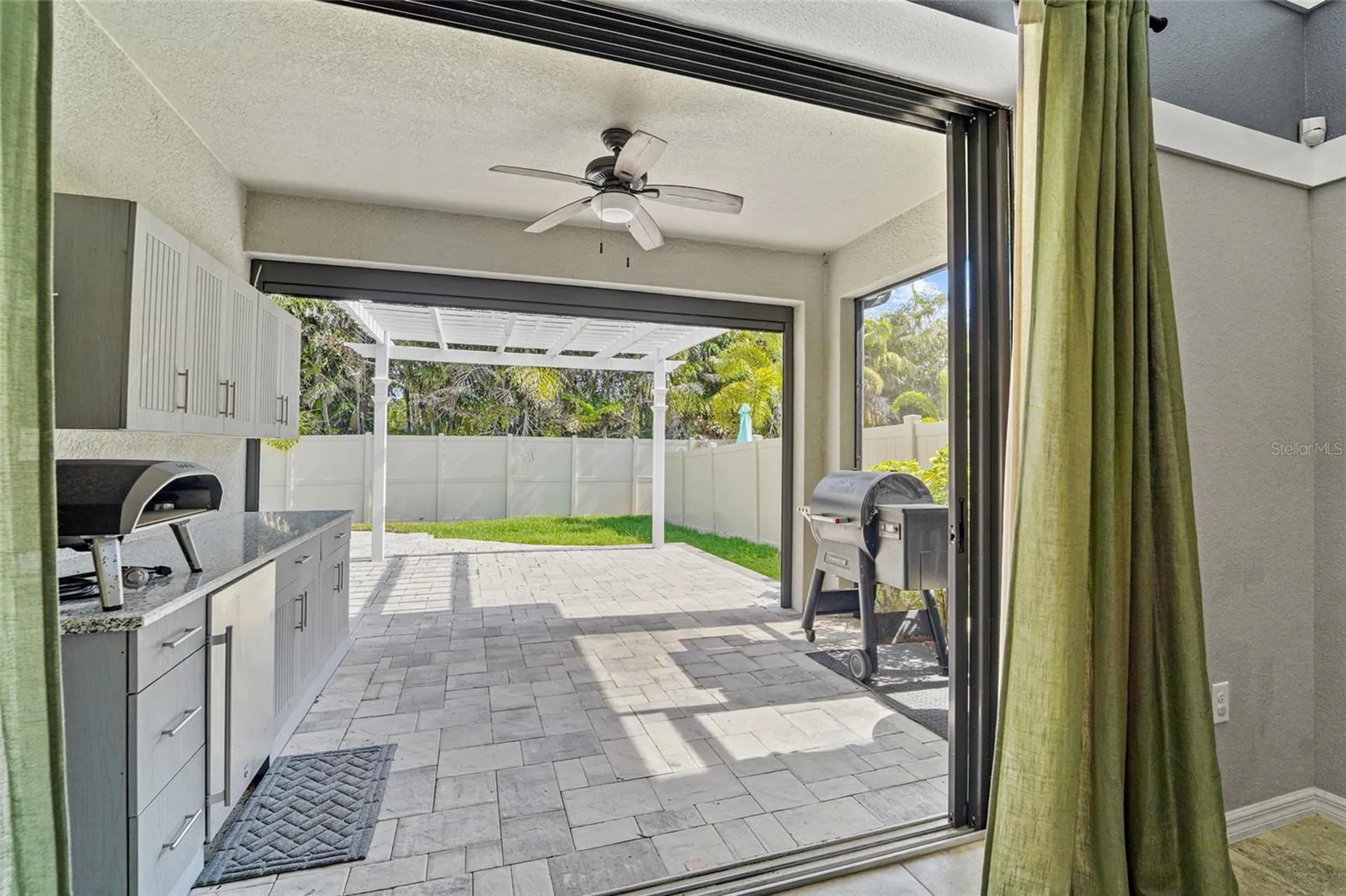 8903 Arabella Lane Seminole FL 33777