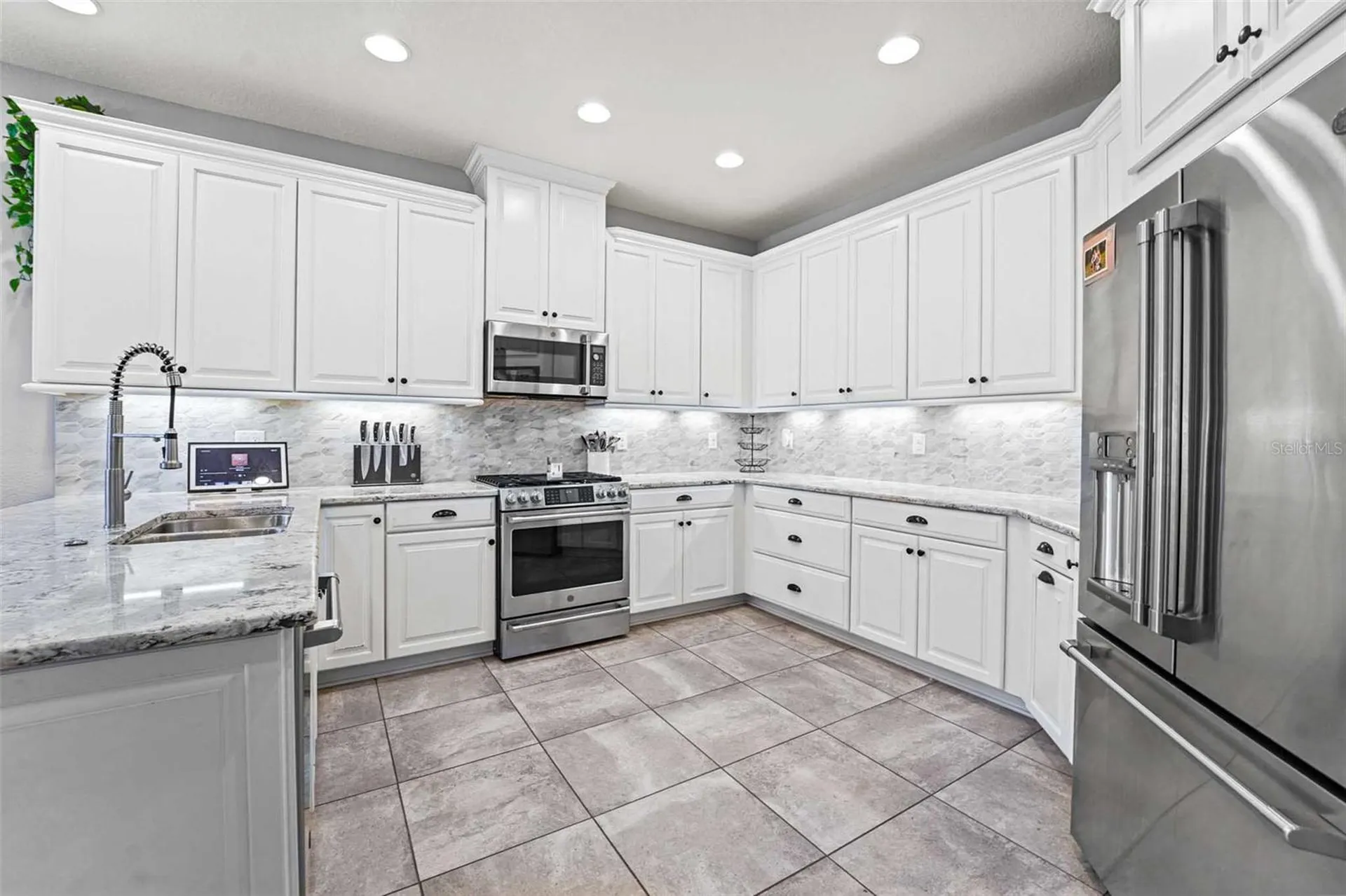 8903 Arabella Lane Seminole FL 33777