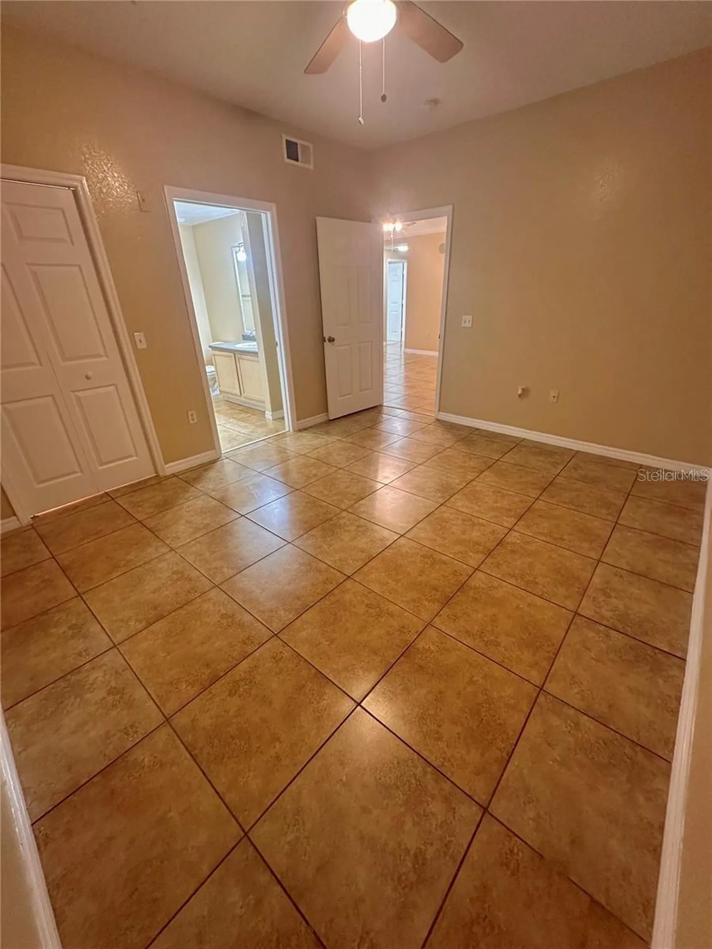 3280 Soho Street Orlando FL 32835