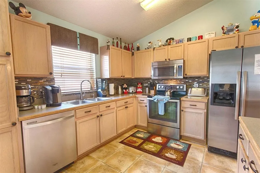 2672 Autumn Creek Circle Kissimmee FL 34747