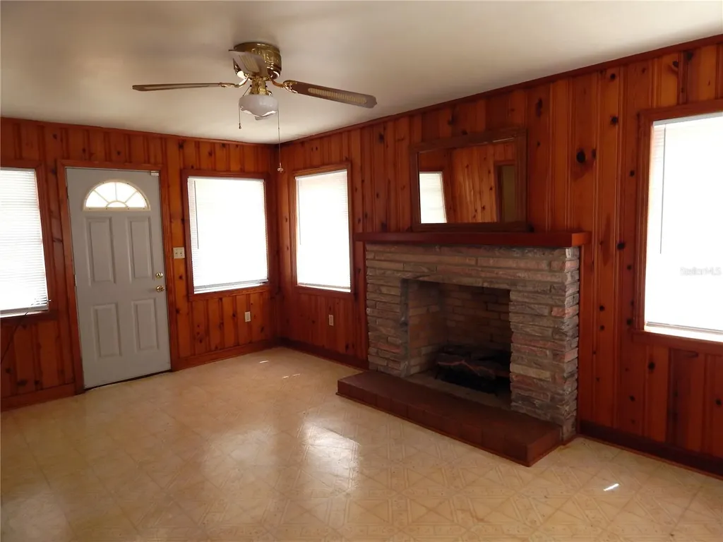 12422 E Sr 18 Lake Butler FL 32054