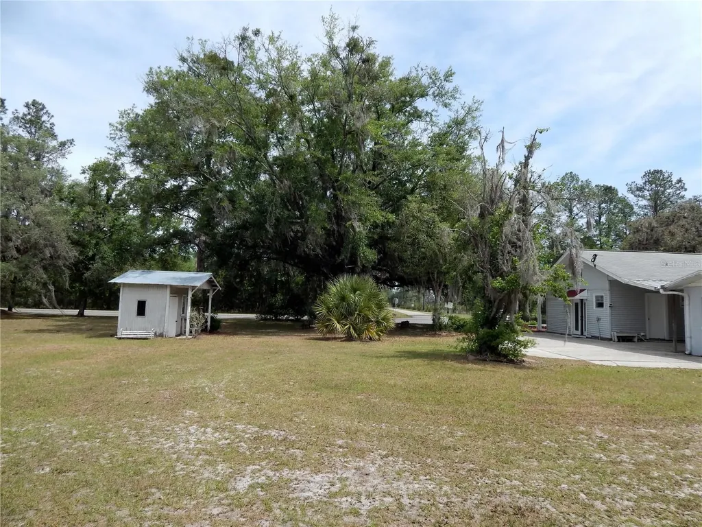 12422 E Sr 18 Lake Butler FL 32054