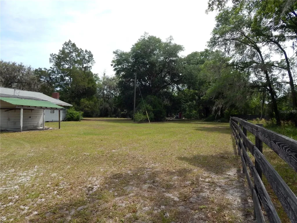 12422 E Sr 18 Lake Butler FL 32054