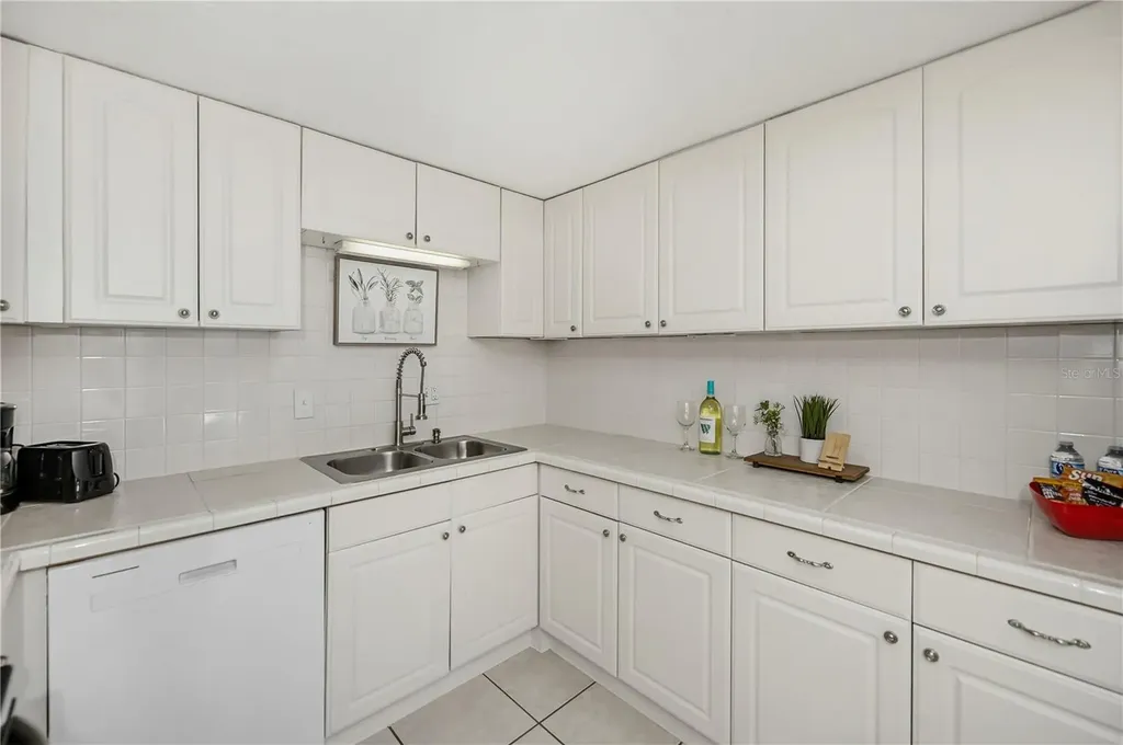1050 Olympia Road Venice FL 34293