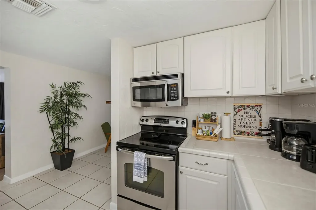 1050 Olympia Road Venice FL 34293