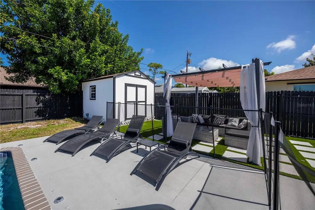 1050 Olympia Road Venice FL 34293