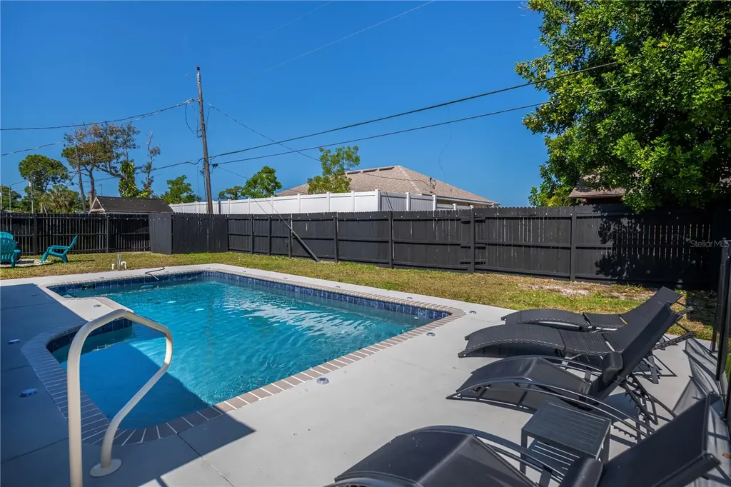 1050 Olympia Road Venice FL 34293