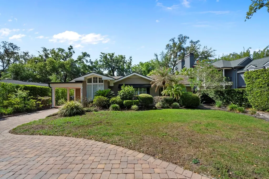 220 W Reading Way Winter Park FL 32789