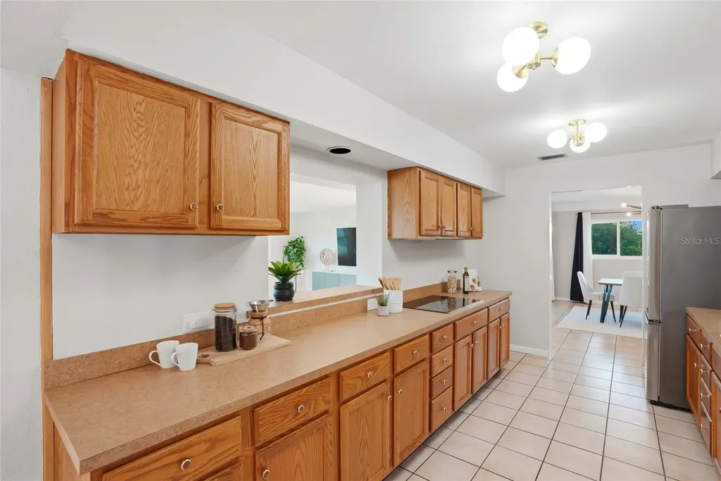 6900 10th Avenue N St Petersburg FL 33710