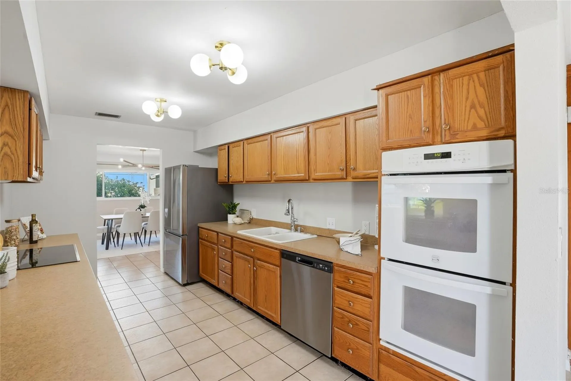 6900 10th Avenue N St Petersburg FL 33710