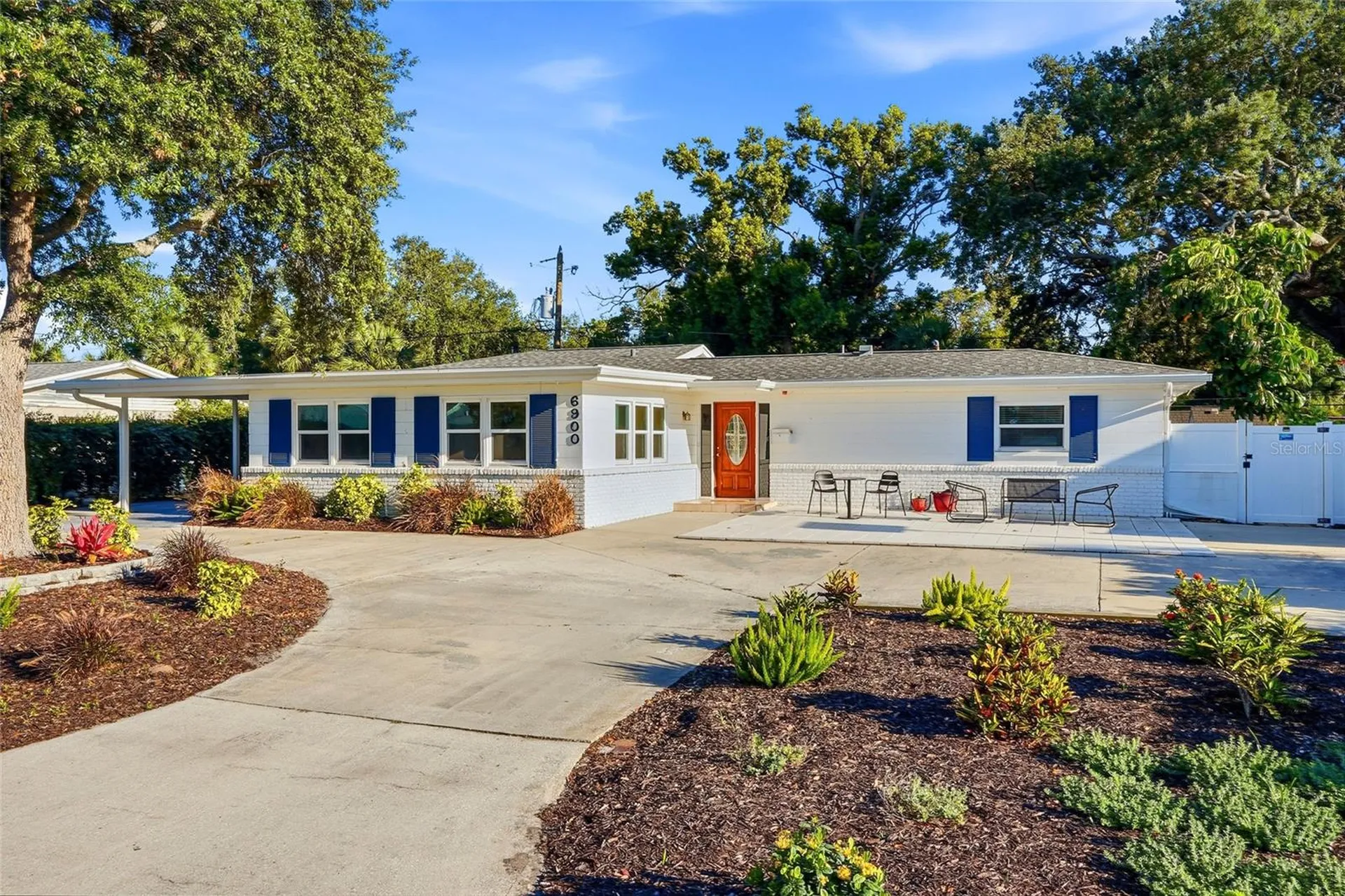 6900 10th Avenue N St Petersburg FL 33710