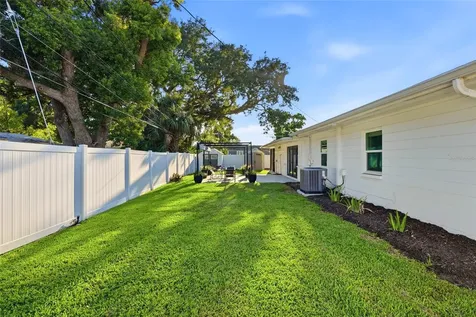 6900 10th Avenue N St Petersburg FL 33710