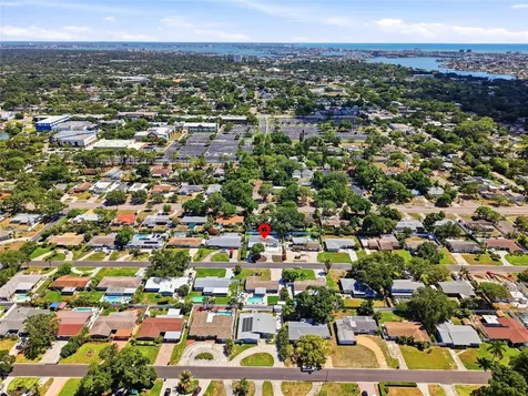 6900 10th Avenue N St Petersburg FL 33710