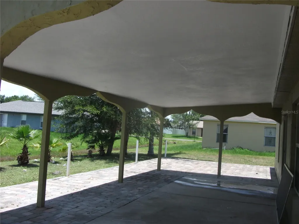 221 Cobalt Drive Kissimmee FL 34758