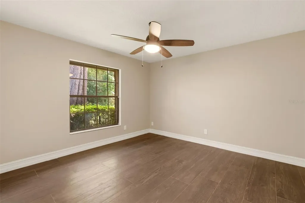 215 Sovereign Court Altamonte Springs FL 32701