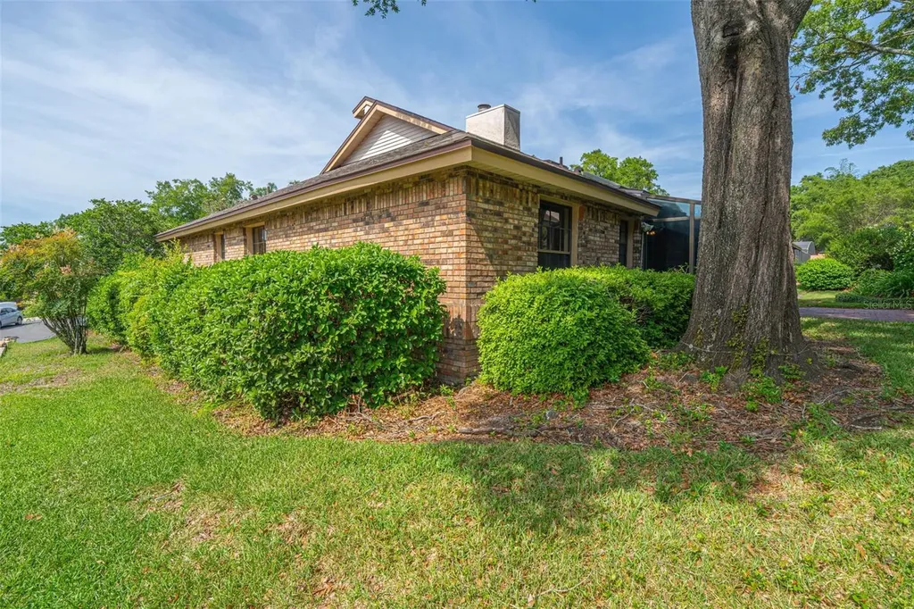 215 Sovereign Court Altamonte Springs FL 32701