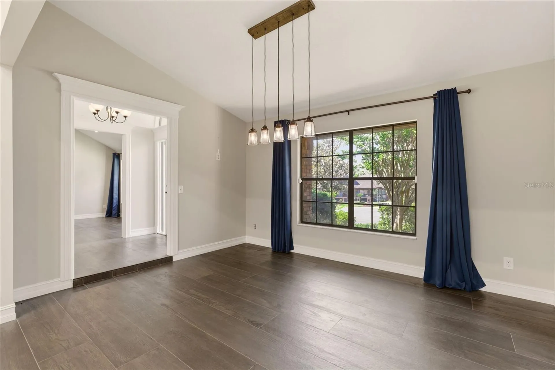 215 Sovereign Court Altamonte Springs FL 32701
