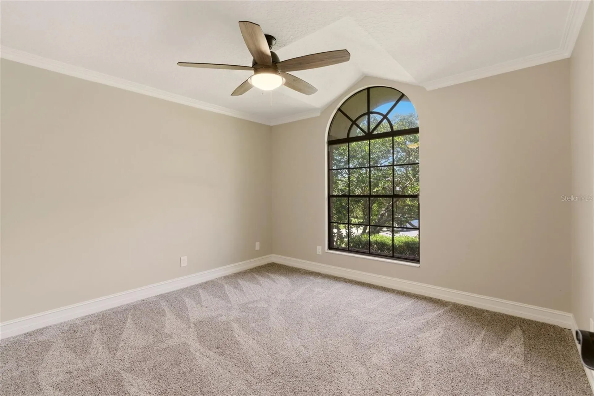 215 Sovereign Court Altamonte Springs FL 32701