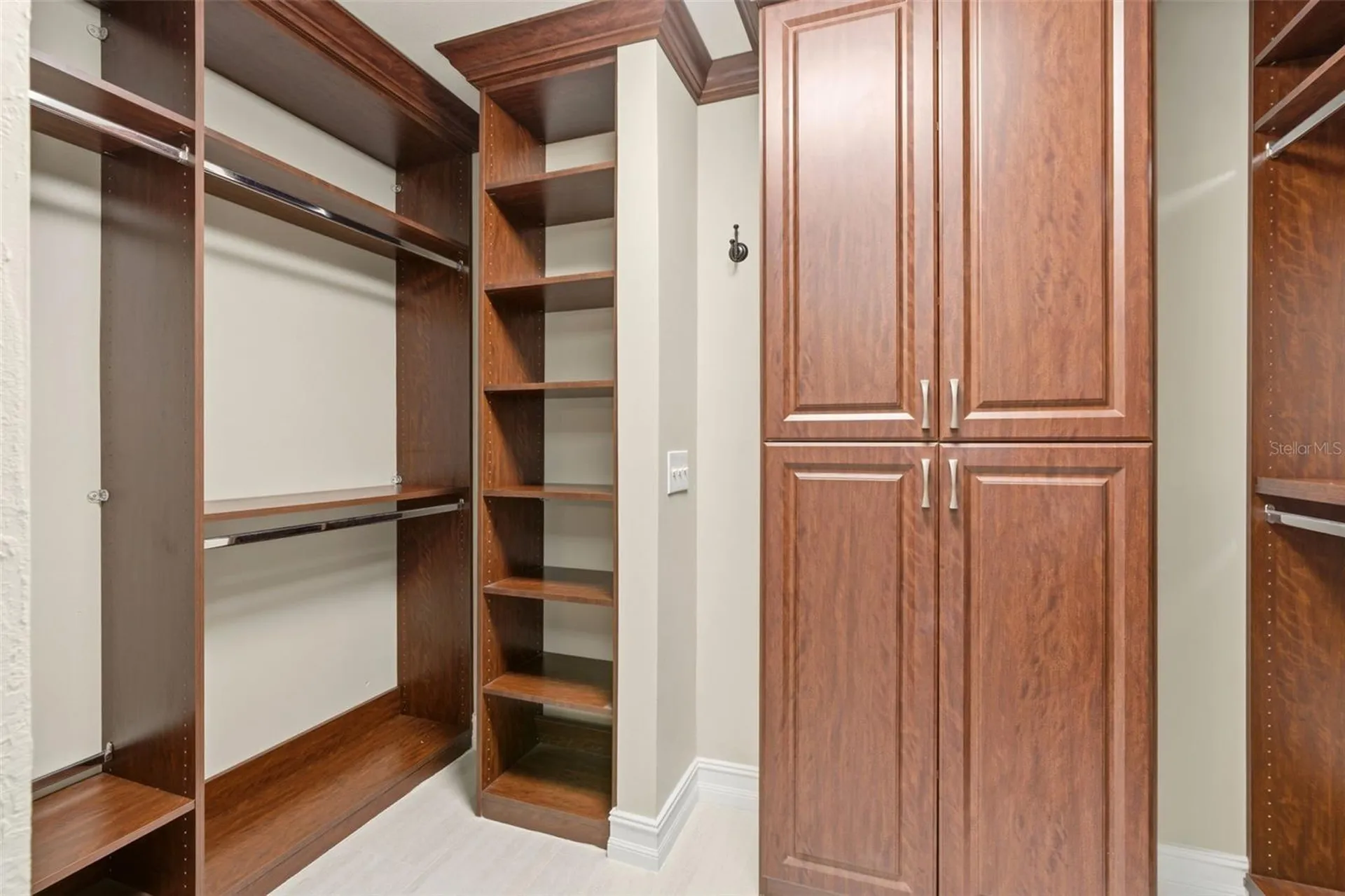 215 Sovereign Court Altamonte Springs FL 32701