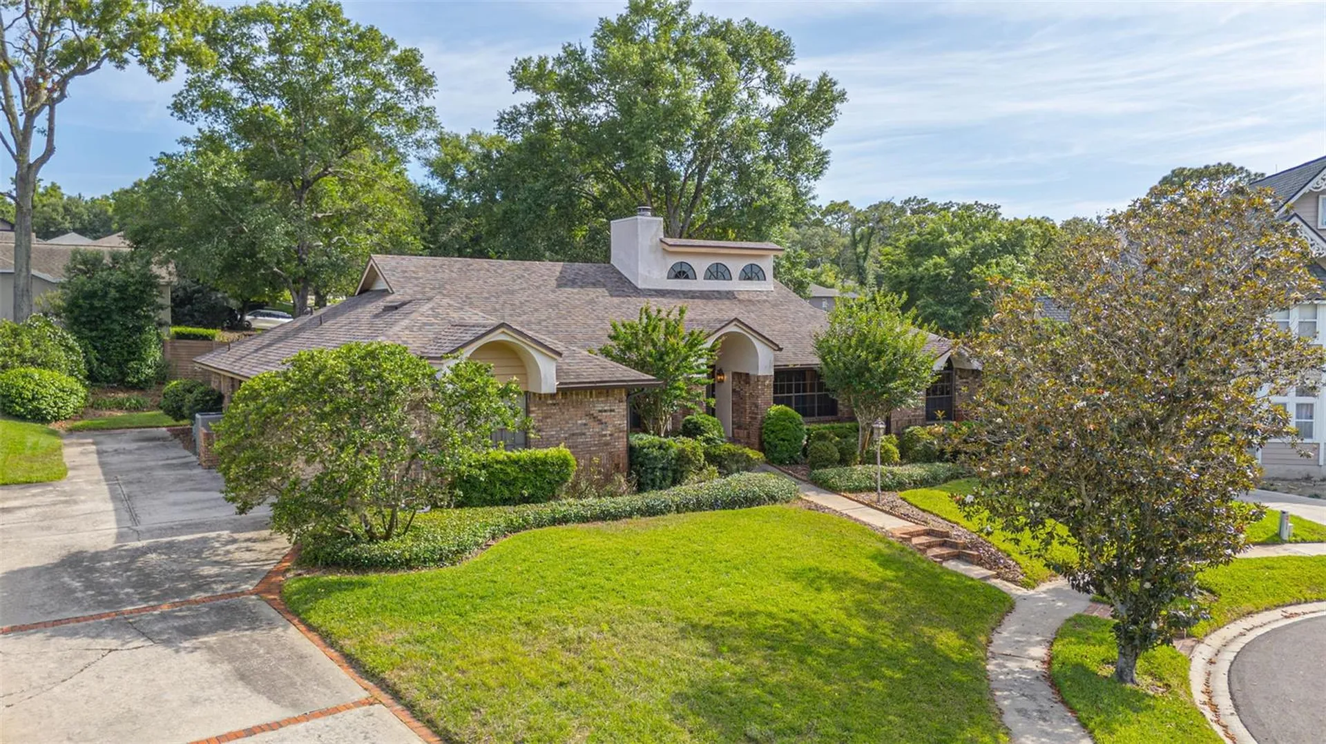 215 Sovereign Court Altamonte Springs FL 32701