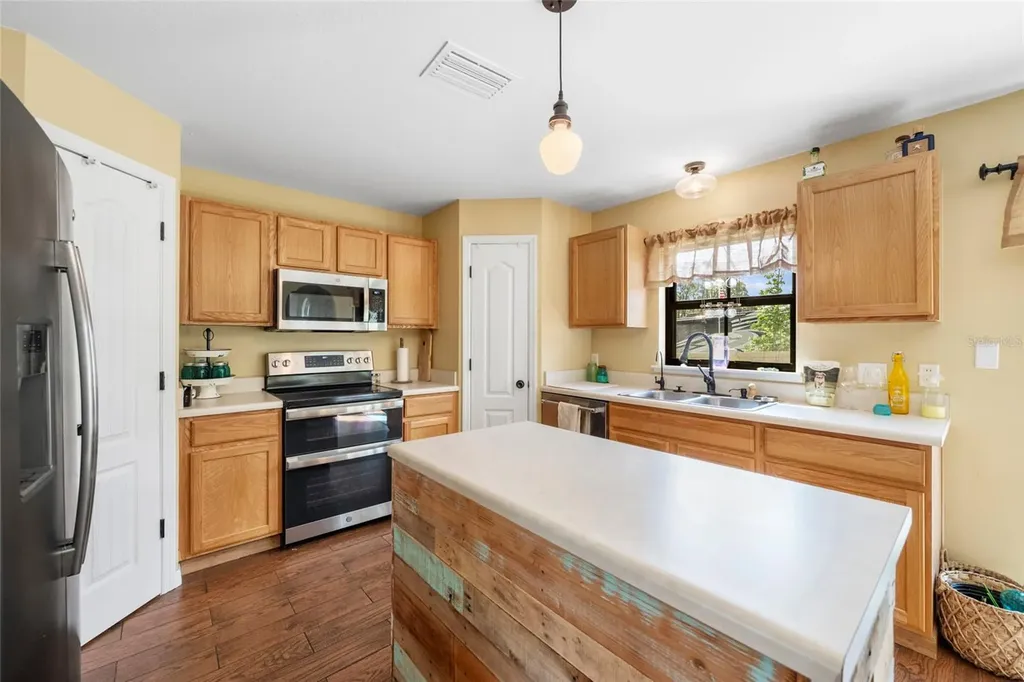 5587 Kedgewick Lane North Port FL 34288