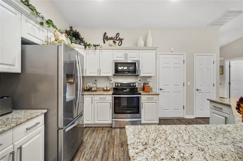 6781 Basswood Circle Zephyrhills FL 33542