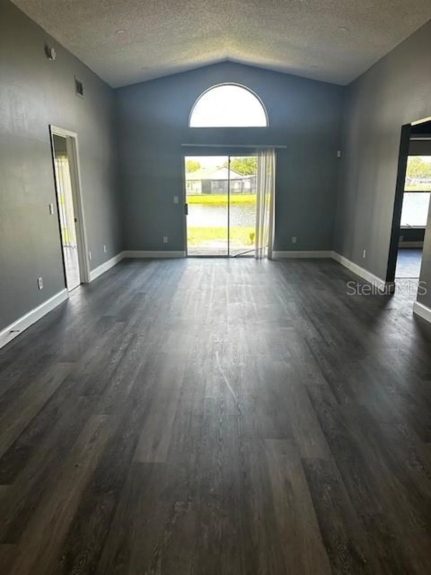 3039 Stillwater Drive Kissimmee FL 34743