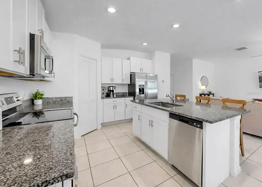 13256 Great Plains Drive Riverview FL 33579