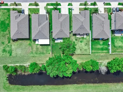13256 Great Plains Drive Riverview FL 33579