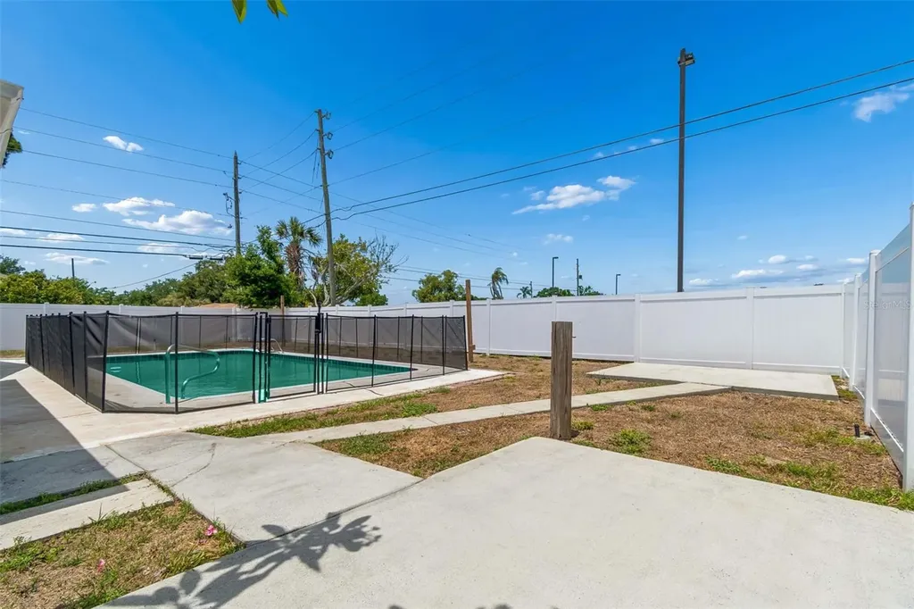 13691 Serena Drive Largo FL 33774