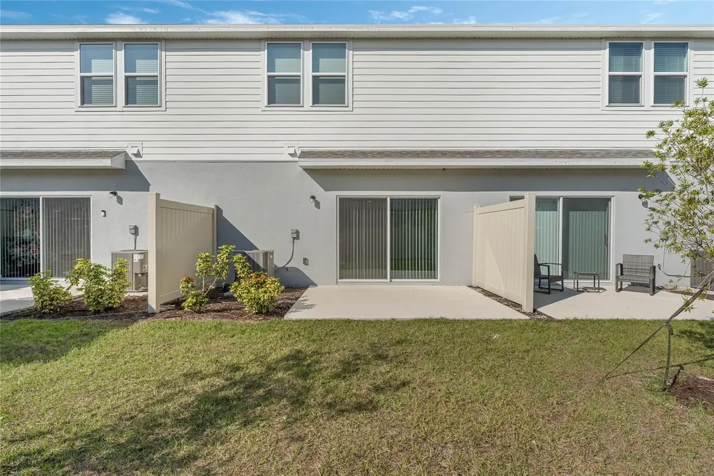 1281 Axel Graeson Avenue Kissimmee FL 34744