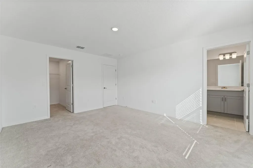 1281 Axel Graeson Avenue Kissimmee FL 34744