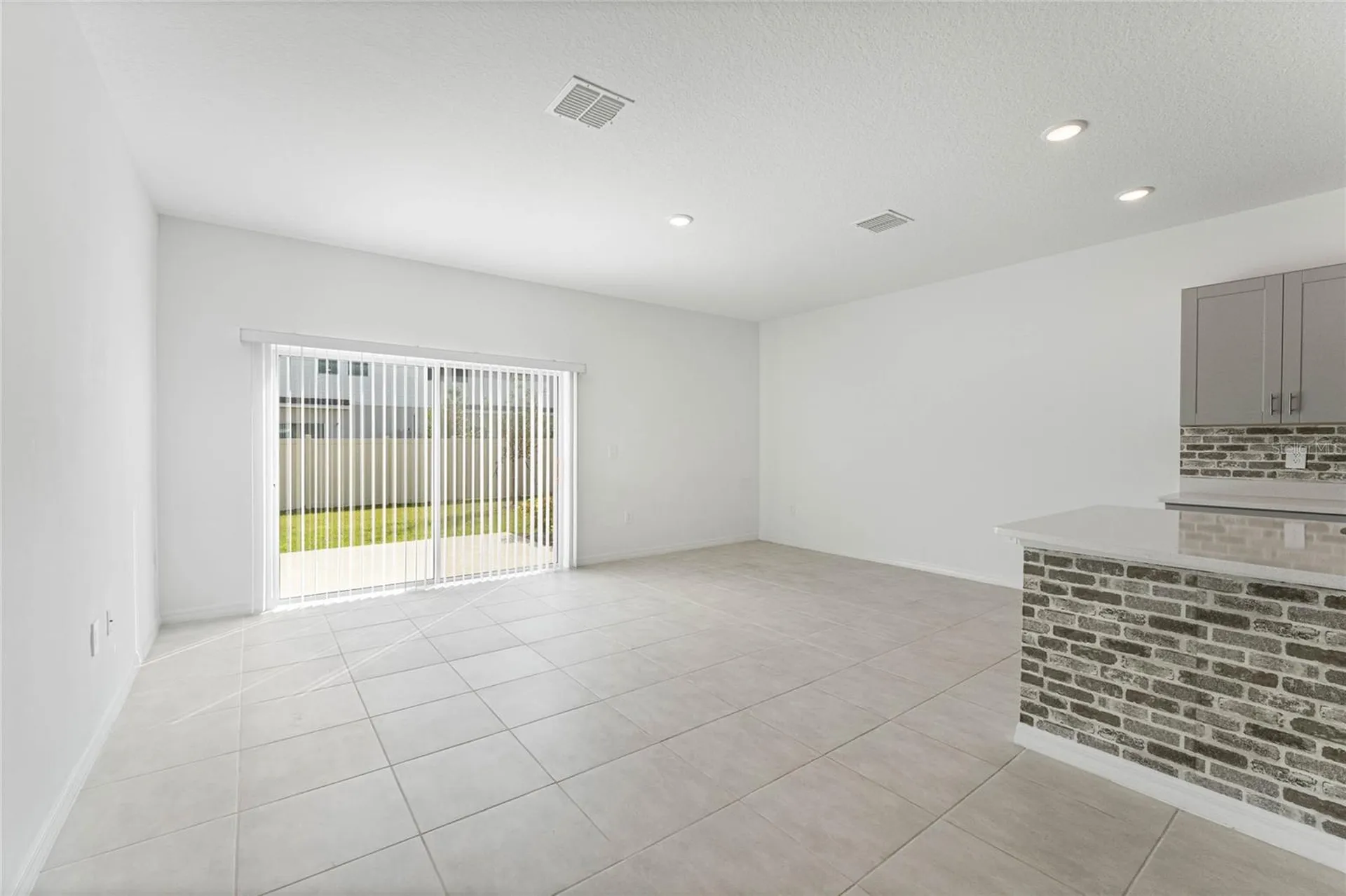 1281 Axel Graeson Avenue Kissimmee FL 34744