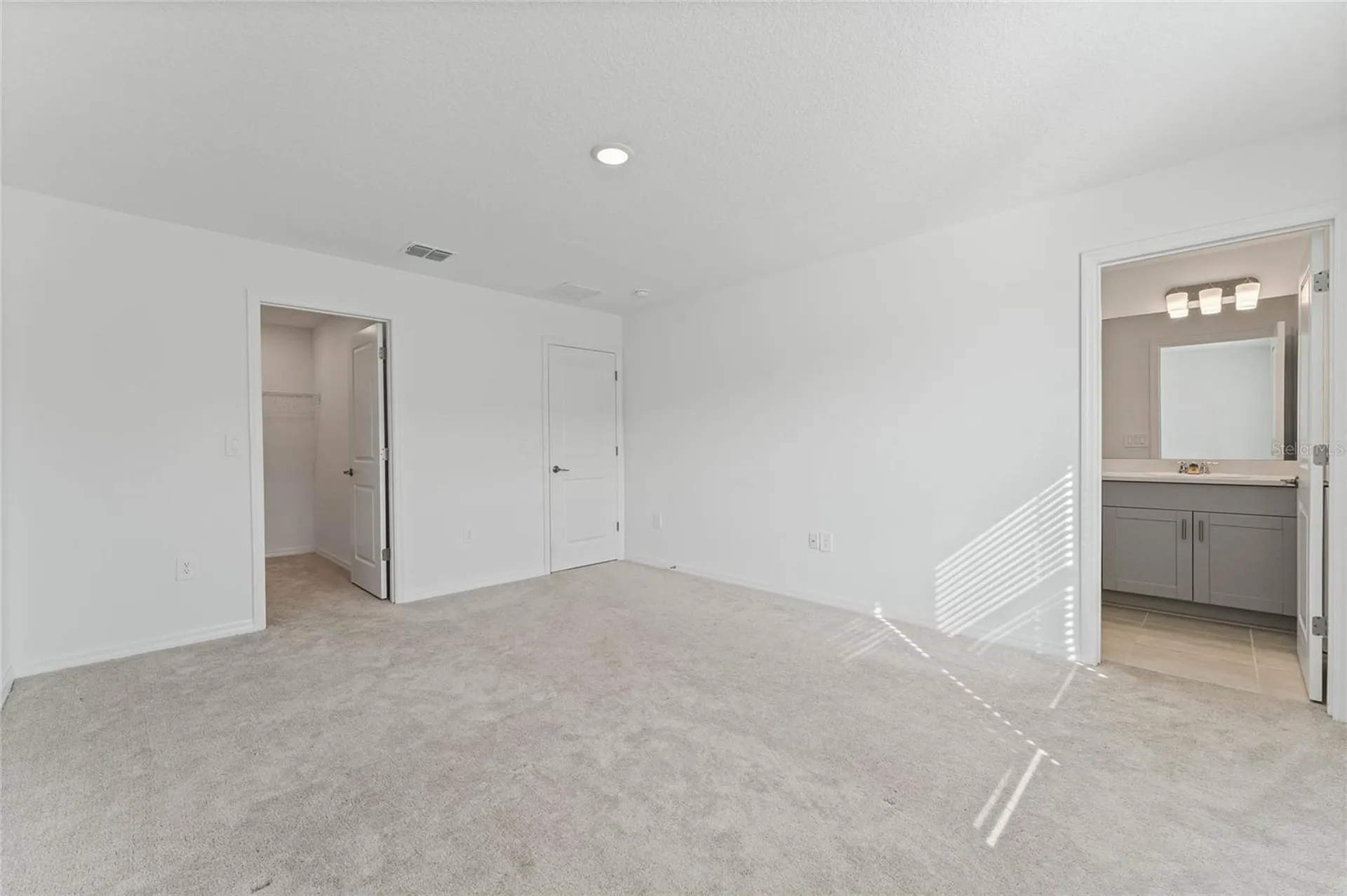 1281 Axel Graeson Avenue Kissimmee FL 34744