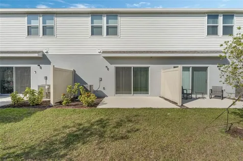 1281 Axel Graeson Avenue Kissimmee FL 34744